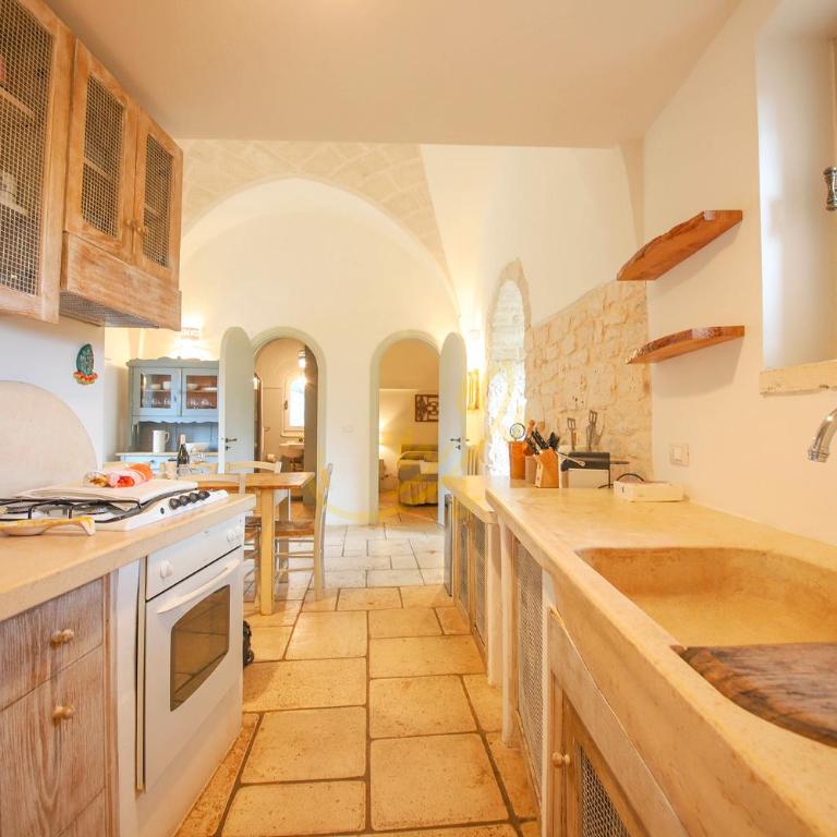 TD Trulli Fico dIndia w Pool Immersed in Nature - Casa con 4 camere da letto - 8