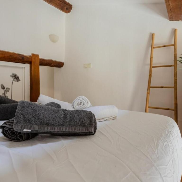 Antibes Centre 2 pièces cosy proche remparts - Appartement 2 Chambres - 6