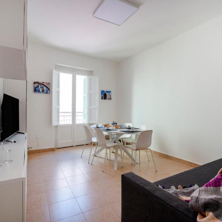 GuestHost - Nicola's Nest - Appartamento con 2 Camere da Letto - 10