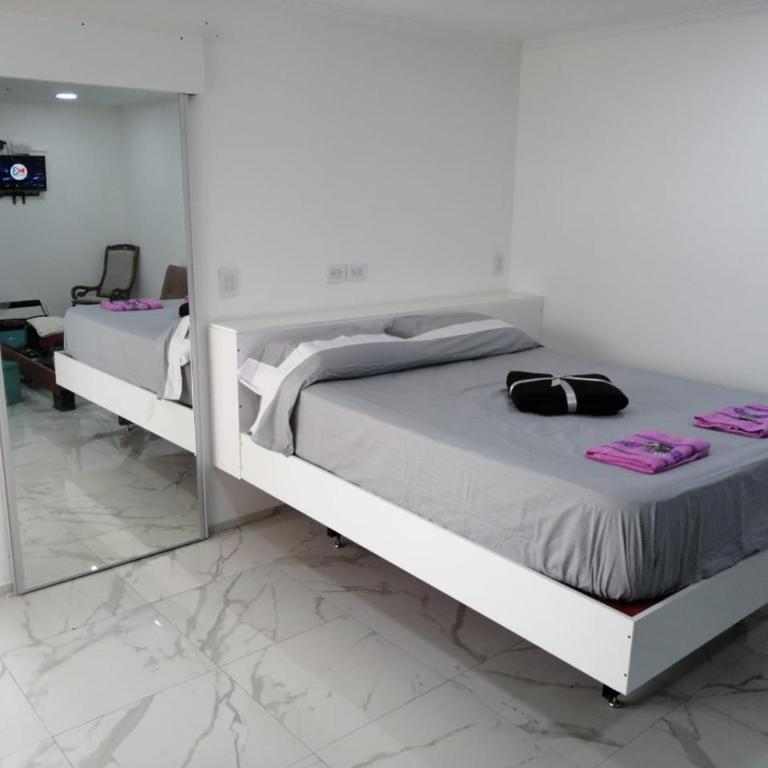 Acogedor monoambiente de patio interno - One-Bedroom Apartment - 2
