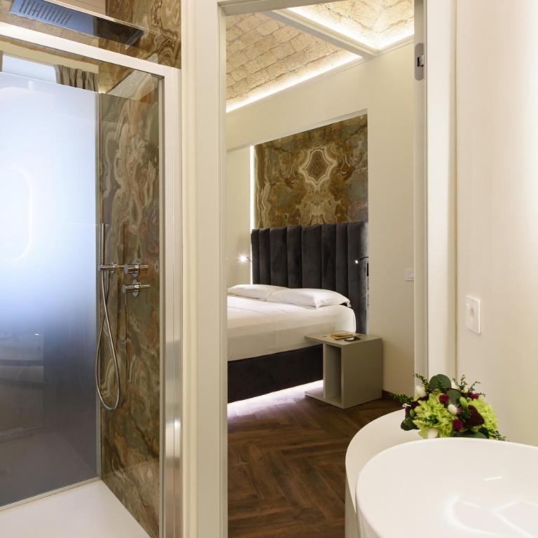 Antinous Suites - Camera Deluxe Matrimoniale/Doppia con Letti Singoli - 2