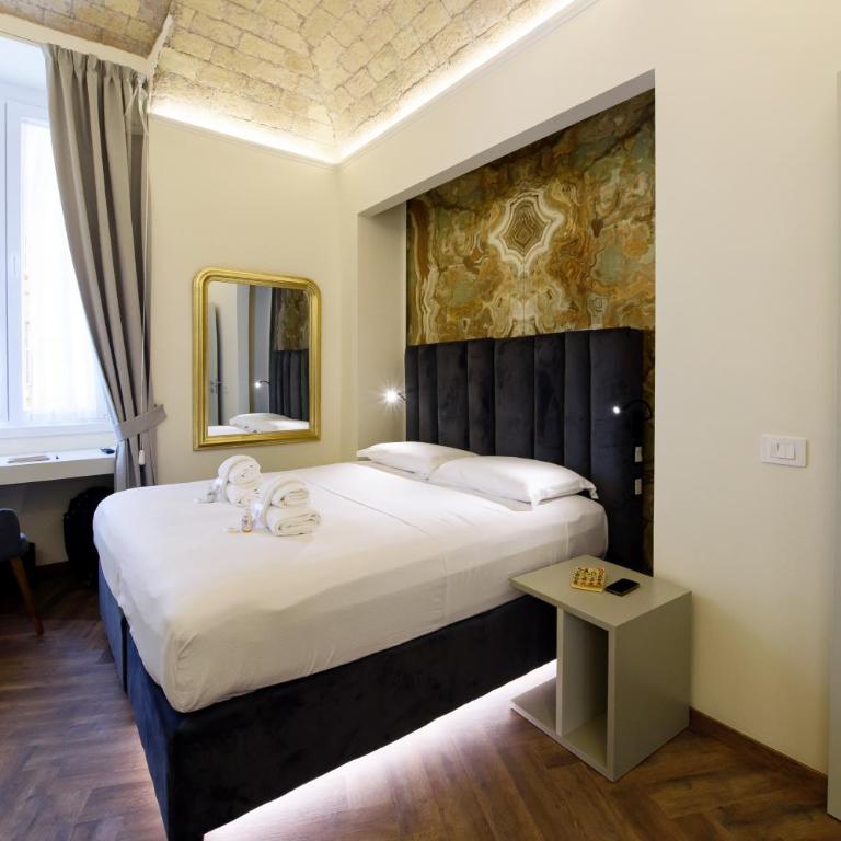Antinous Suites - Camera Deluxe Matrimoniale/Doppia con Letti Singoli - 7