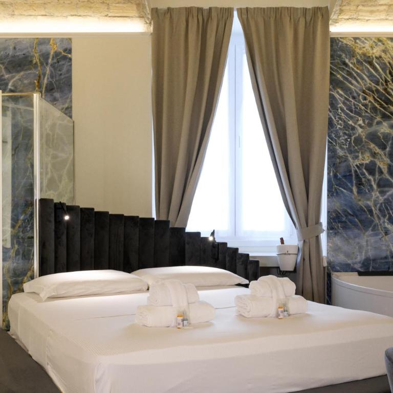 Antinous Suites - Suite con Vasca Idromassaggio - 10