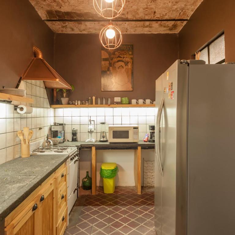 Maison Depla with rooftop, Jacuzzi, pool, and BBQ - Villa - 5