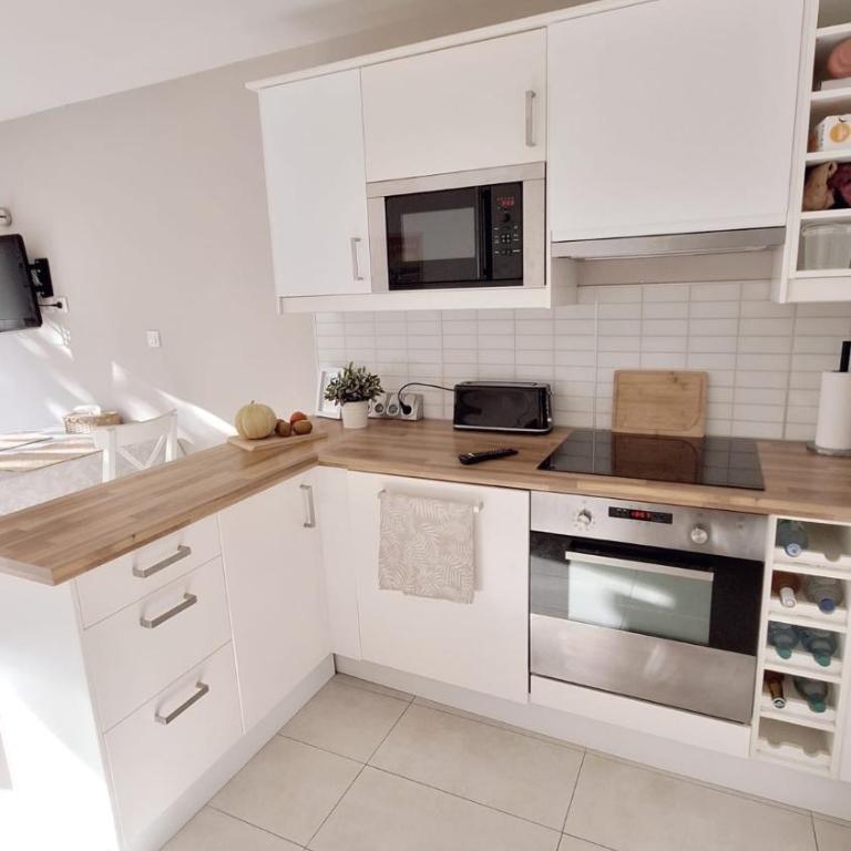Les Soleillades - T2 cosy pour 4 pers - Piscine, parking privé, à 100m de la plage - LaConciergerieByNina - Appartement 1 Chambre - 7