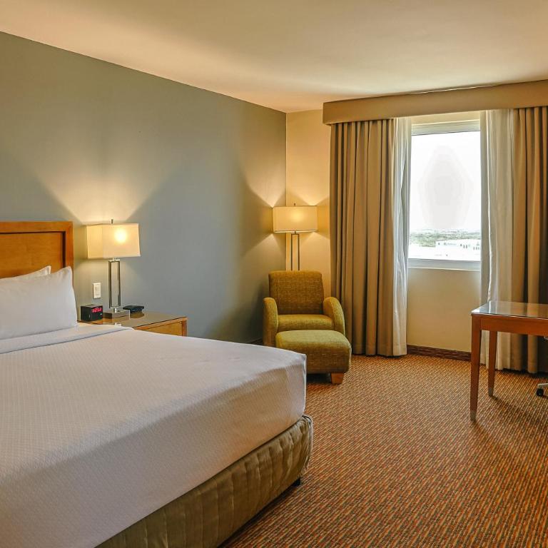 Crowne Plaza Monterrey Aeropuerto by IHG - Standard Room - 7