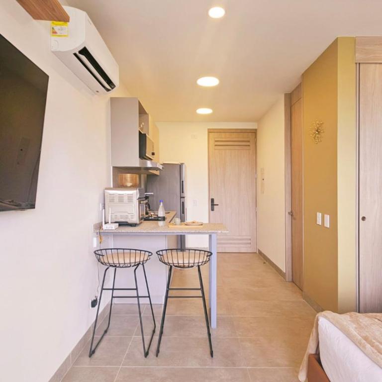 Caribbean Retreat Direct Beach Access - One-Bedroom Apartment - 28