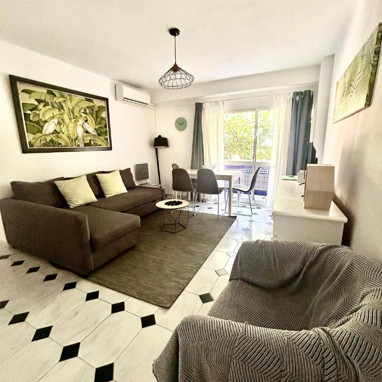 Charming Central Marbella Apartment 2 min to Beach - Apartamento con balcón - 1