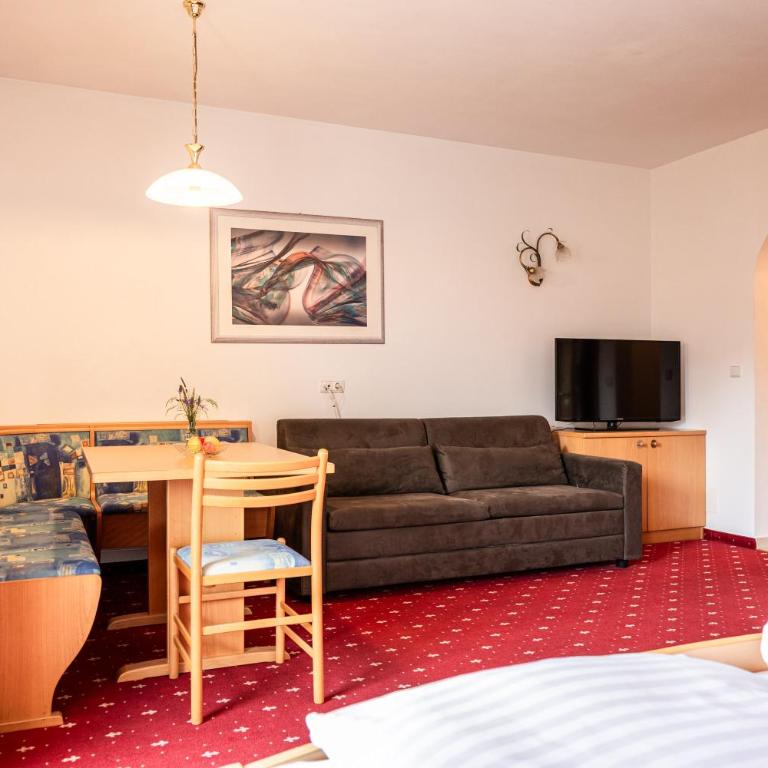EGGER Apartments & Suites - Standard Studio - 2