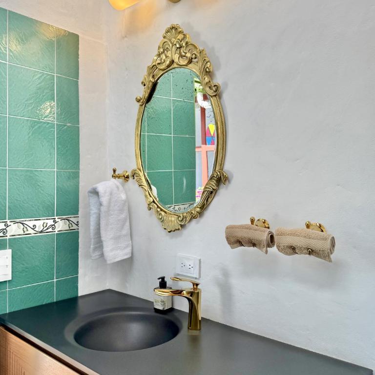 Elegant Colonial Walkable Casa - Vacation Home - 41