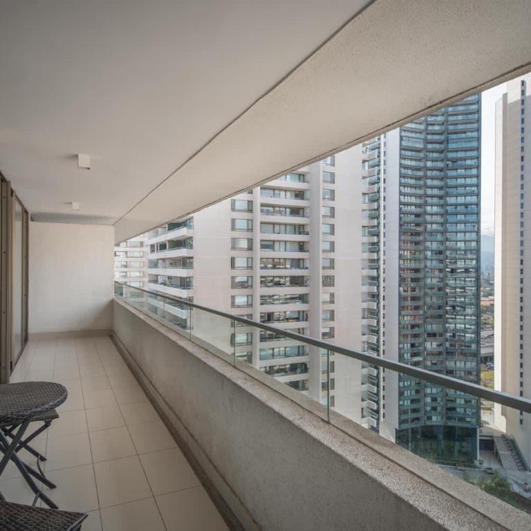 Park & ShopChic 2BR sleeps 6 Las Condes - Apartment - 13