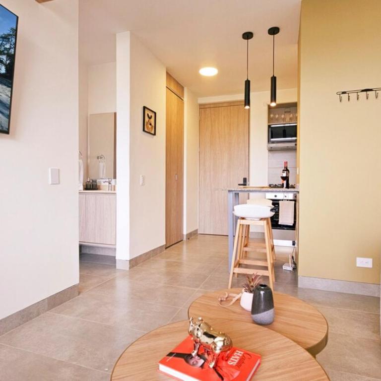 Seaside Retreat Beach Entrance 20th Floor - One-Bedroom Apartment - 14