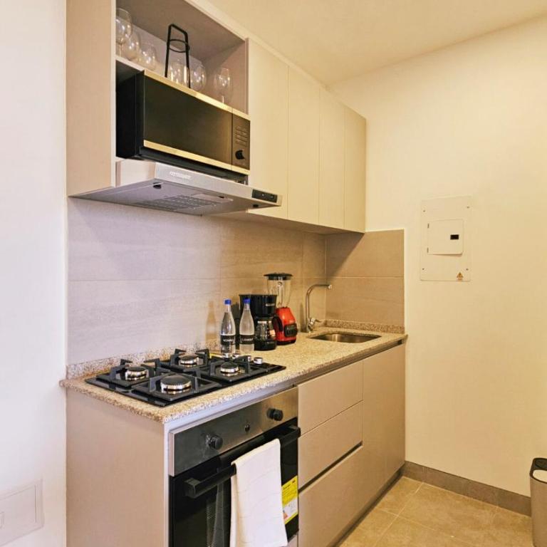 Seaside Retreat Beach Entrance 20th Floor - One-Bedroom Apartment - 24
