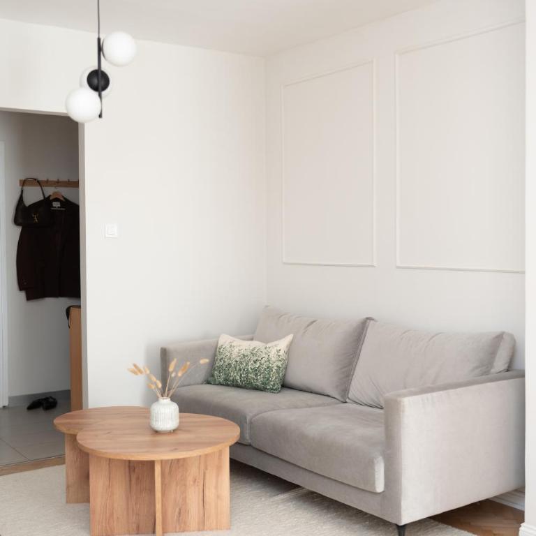 Lumiere Garden Apartment - Two-Bedroom Apartment with Garden View - 34