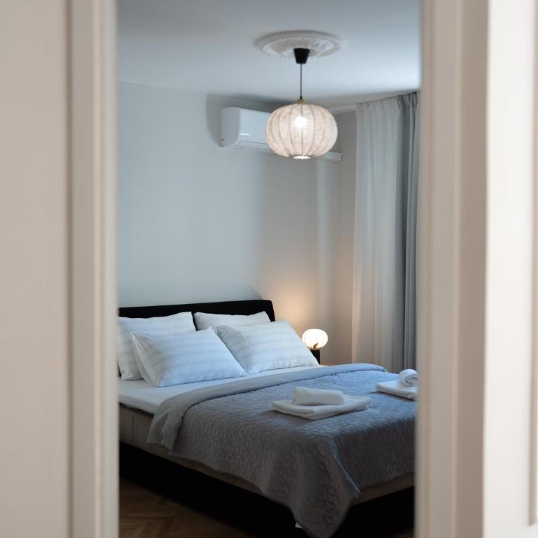 Lumiere Garden Apartment - Two-Bedroom Apartment with Garden View - 26