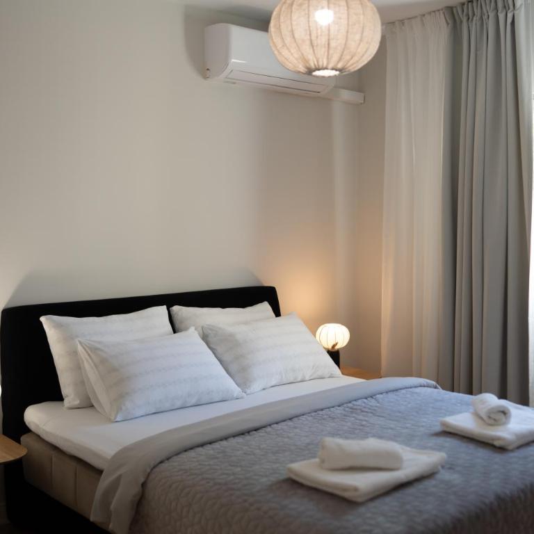 Lumiere Garden Apartment - Two-Bedroom Apartment with Garden View - 43
