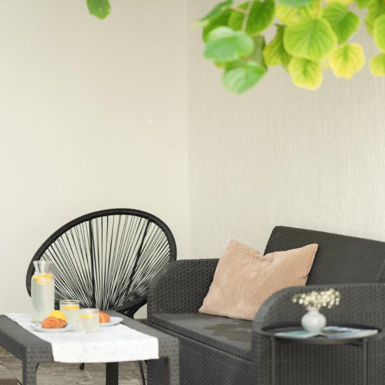 Lumiere Garden Apartment - Two-Bedroom Apartment with Garden View - 36