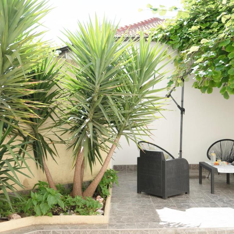 Lumiere Garden Apartment - Two-Bedroom Apartment with Garden View - 35