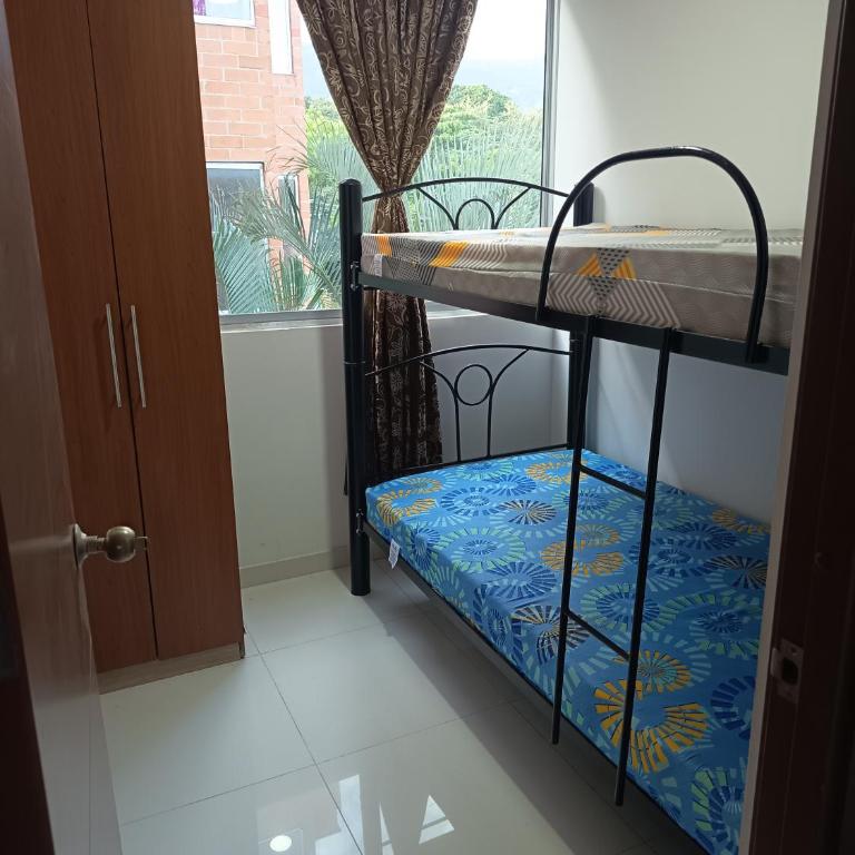 Hermoso Apartamento Porvenir - Two-Bedroom Apartment - 12