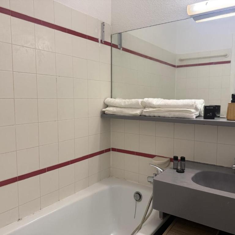Appartement 2 pièces Cannes - Piscine - Plages - Appartement 1 Chambre - 9