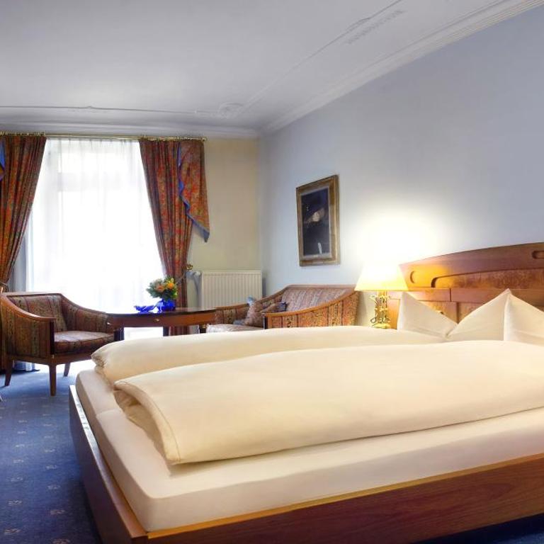 Post-Hotel - Doppelzimmer mit Balkon - 1