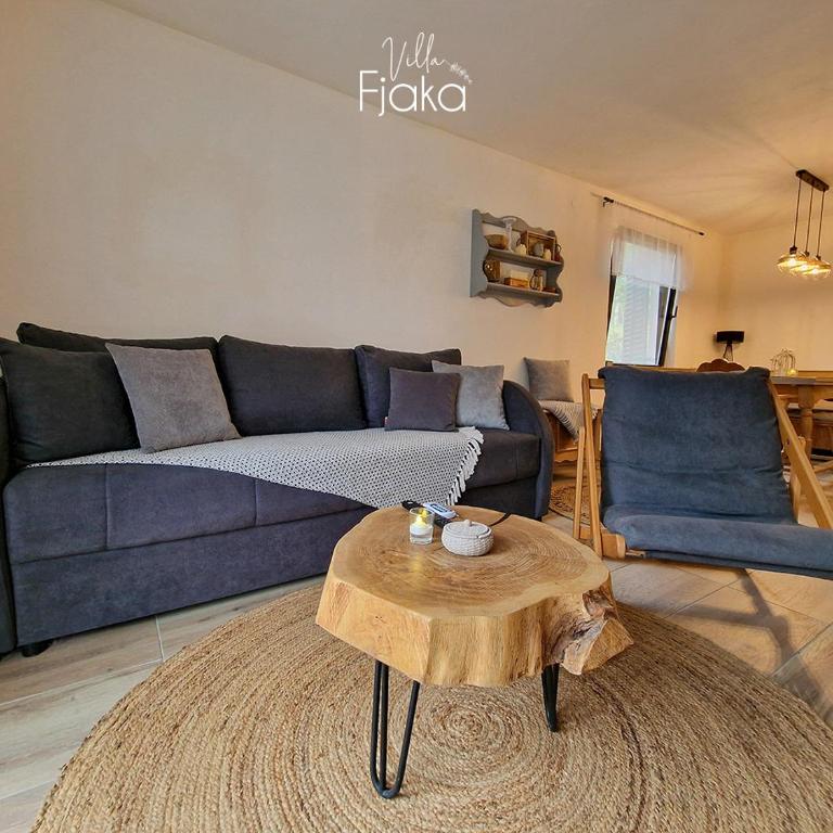 Villa Fjaka - Two-Bedroom Villa - 12