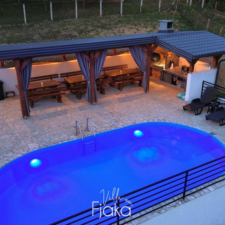 Villa Fjaka - Two-Bedroom Villa - 21
