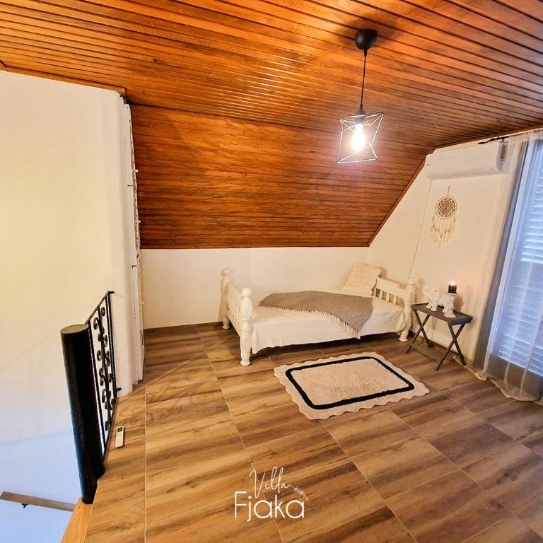 Villa Fjaka - Two-Bedroom Villa - 25