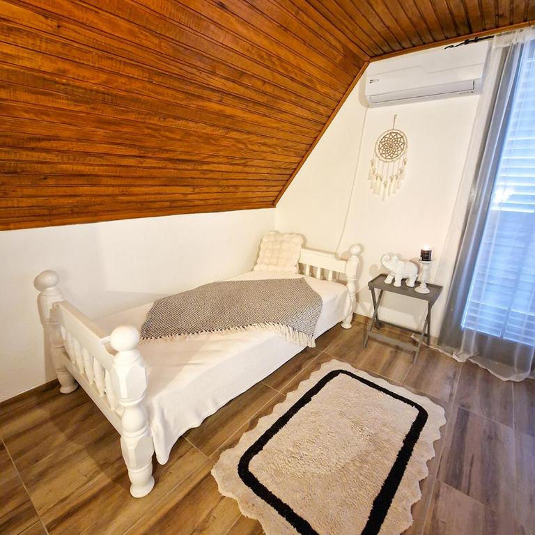 Villa Fjaka - Two-Bedroom Villa - 30
