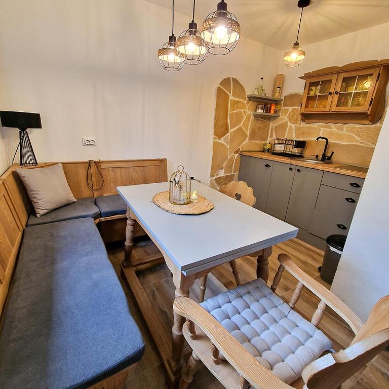 Villa Fjaka - Two-Bedroom Villa - 35