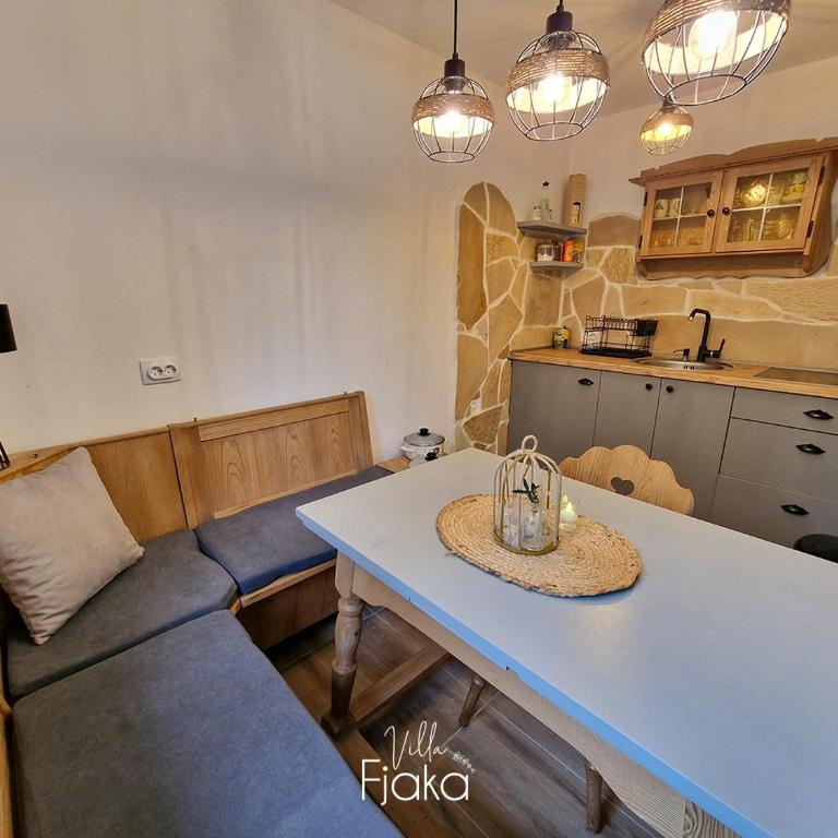 Villa Fjaka - Two-Bedroom Villa - 36