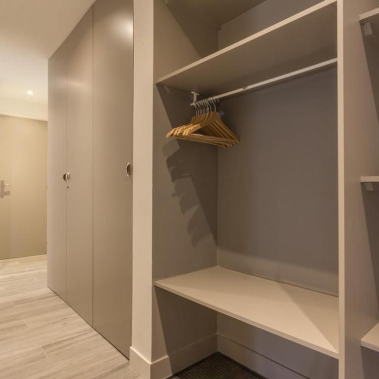 Appartement spacieux 4 pièces au centre station avec balcon pour 8 personnes - FR-1-346-400 - Appartement - 10