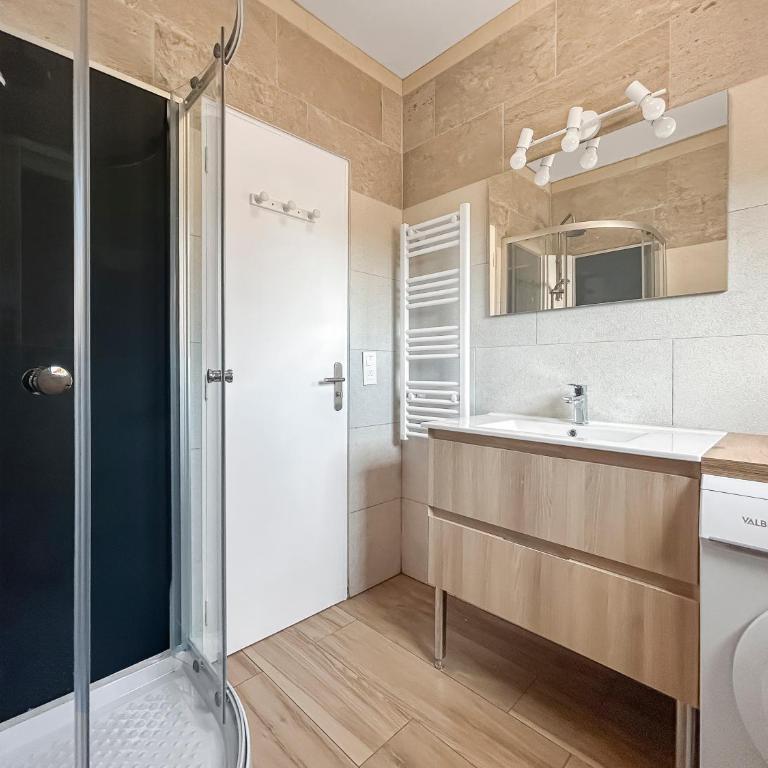T2 rénové haut de villa avec parking - Appartamento con 1 Camera da Letto - 7