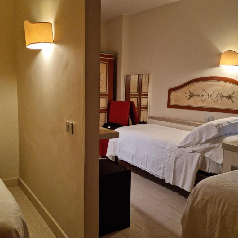 Hotel Virgilio - Camera Tripla - 1