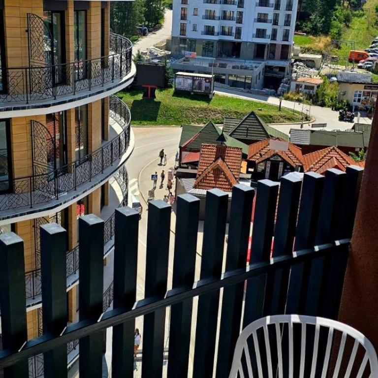 Balkan Square Gold Dorotea-centar - Two-Bedroom Apartment - 90