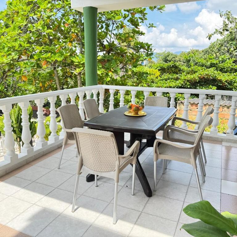 Hermosa casa en Anapoima, Excelente ubicación - Casa de 6 dormitorios - 7