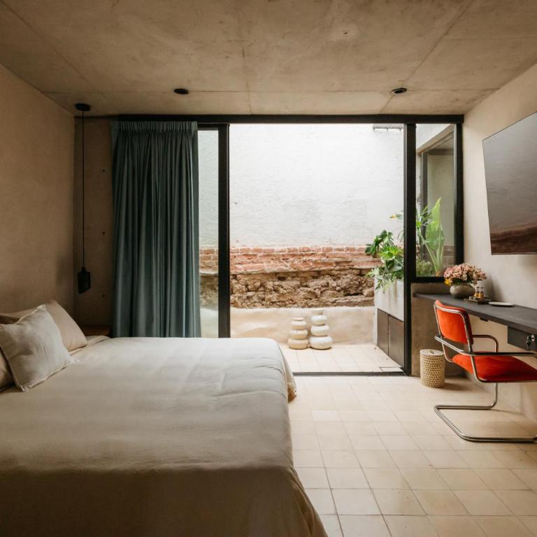 Becino - King Suite - 6