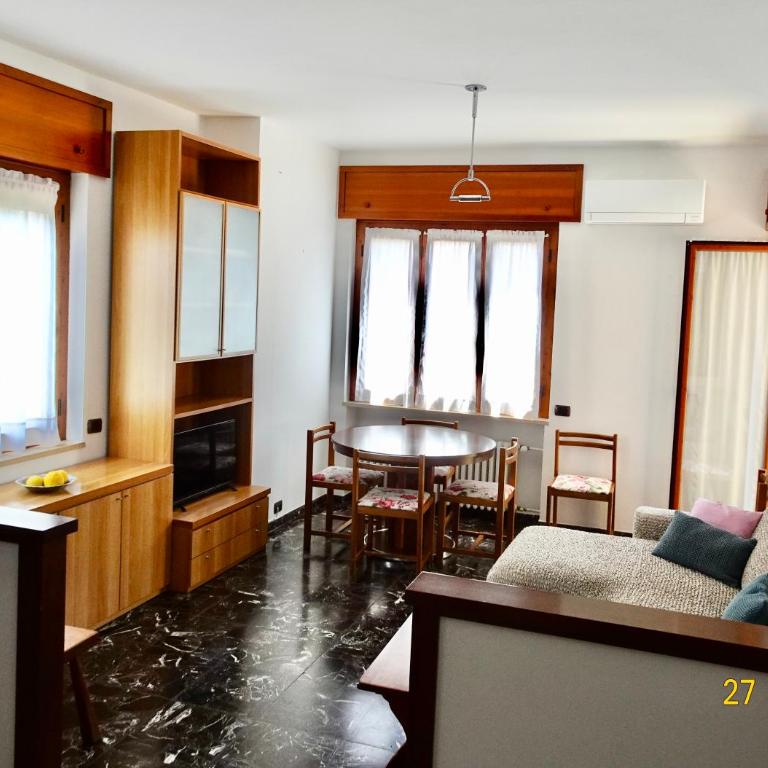 Residential area near the sea and the mountains - Appartamento con 3 Camere da Letto - 13