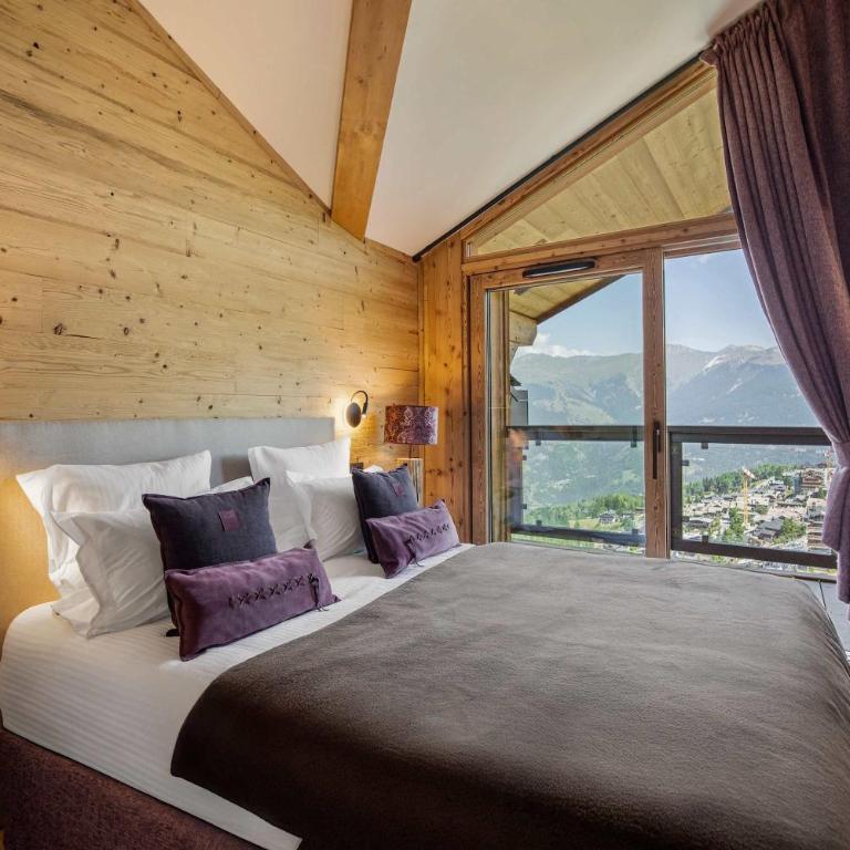Luxury Penthouse - Panoramic Views, Walkway Balcony, Private Floor - Penthouse-Apartment - 43