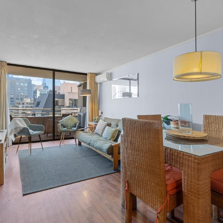 Vista Las Condes - Deluxe One-Bedroom Apartment with City View - 3