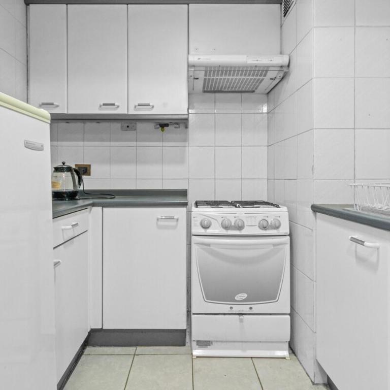 Vista Las Condes - Deluxe One-Bedroom Apartment with City View - 10