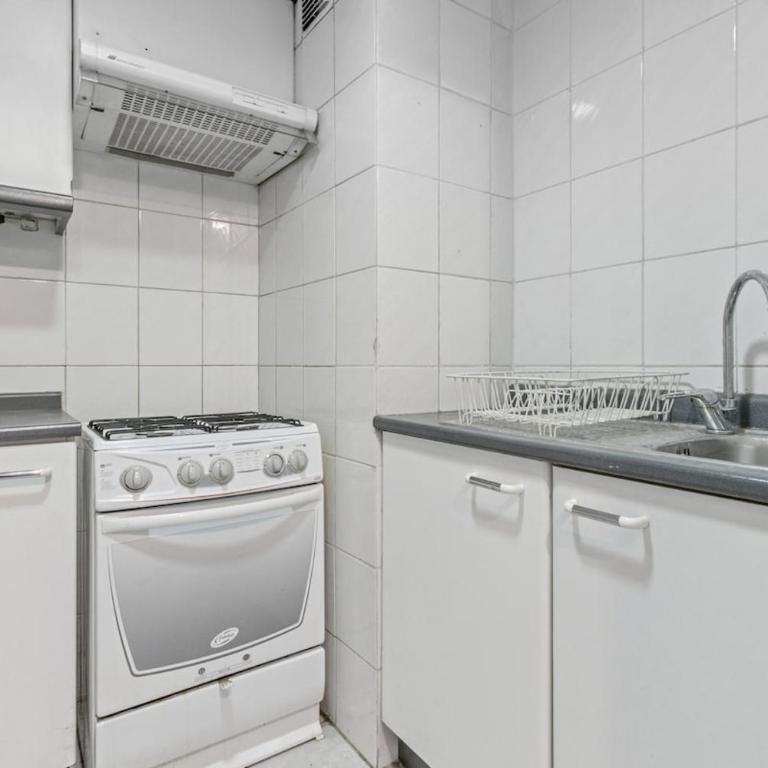 Vista Las Condes - Deluxe One-Bedroom Apartment with City View - 12
