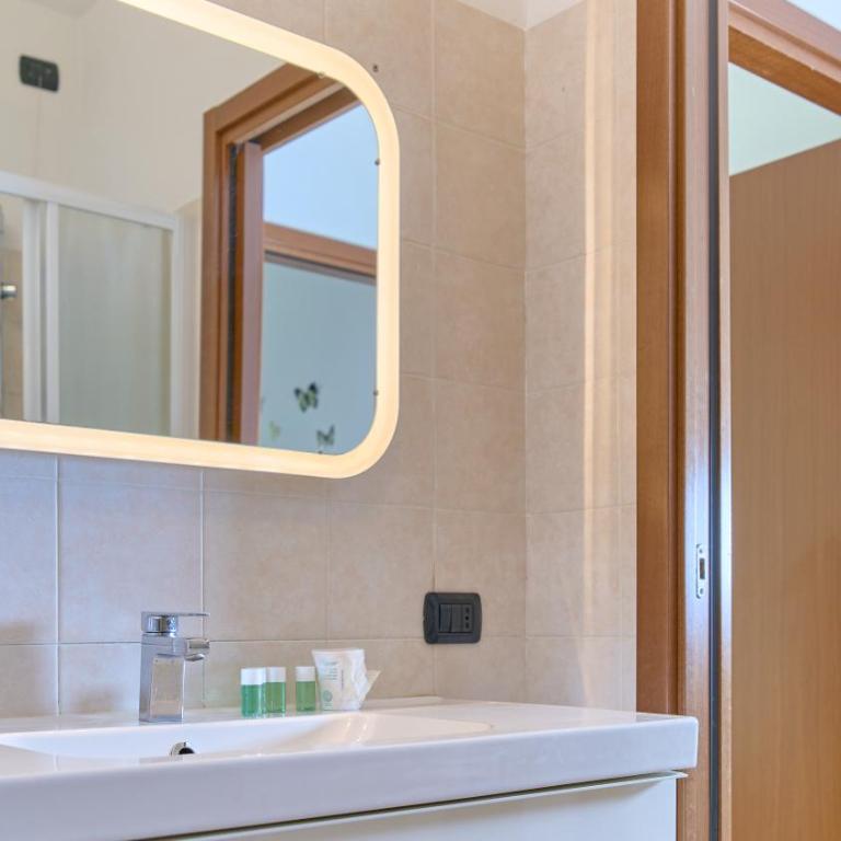 App 8 Accogliente Bilocale con Giardino - Apartamento de 1 dormitorio - 8