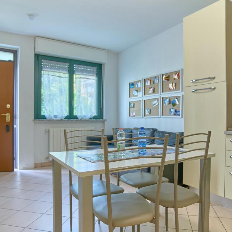 App 8 Accogliente Bilocale con Giardino - Apartamento de 1 dormitorio - 12