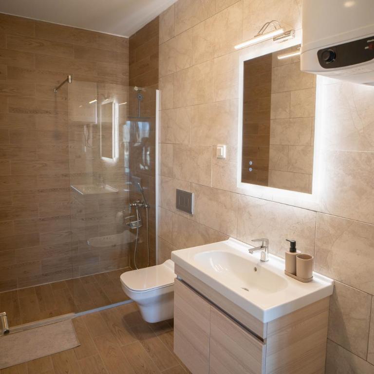 FAVEHOME Apartment Sea View Pool Parking 2 Bedrooms Near Beach - Apartman sa 2 Spavaće Sobe, Balkonom i Pogledom na More - 35