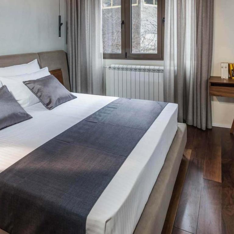 Modern Two Bedroom Central Apartment - Apartman sa 2 Spavaće Sobe - 9