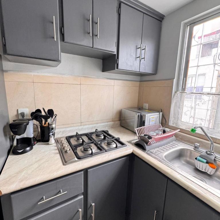 Explora CDMX metro y cultura a pasos - Two-Bedroom Apartment - 26