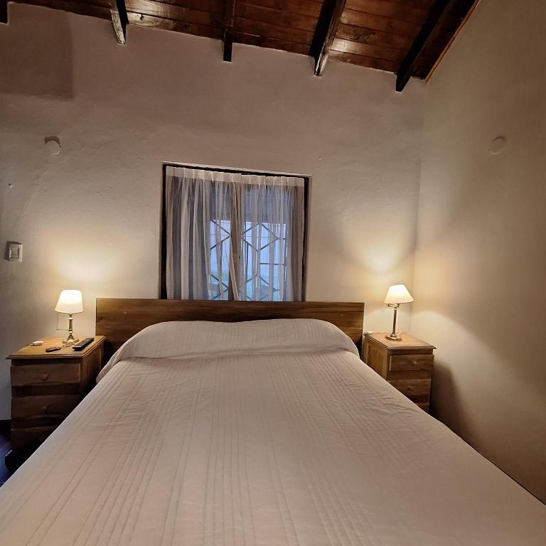 Hostal La Merced - Estudio con vistas al jardín - 4
