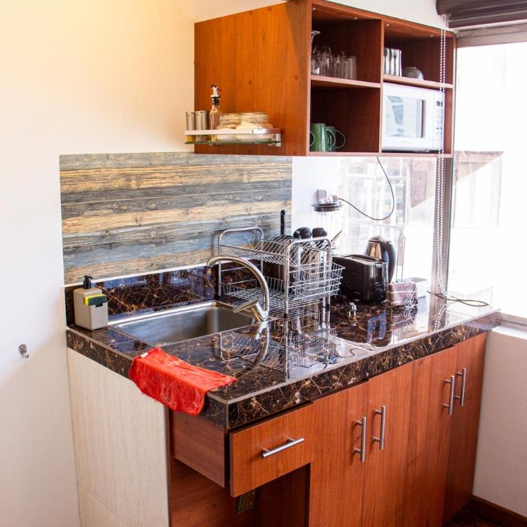 Tu hogar en Sopocachi centro, amplio departamento - Apartment - 4