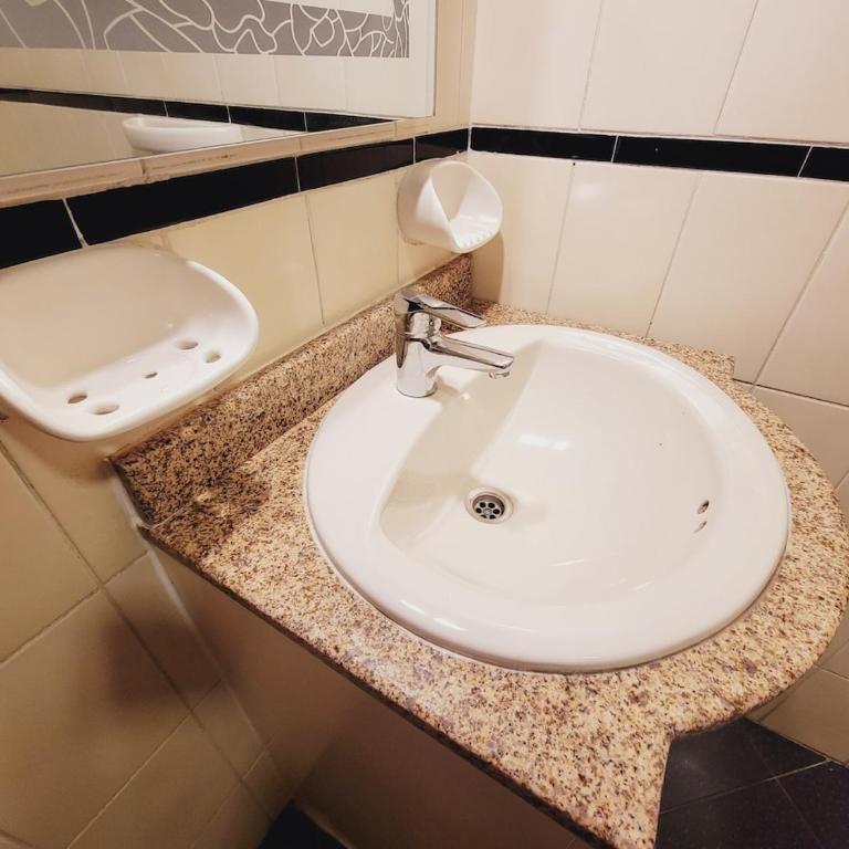 Tu hogar en Sopocachi centro, amplio departamento - Apartment - 17